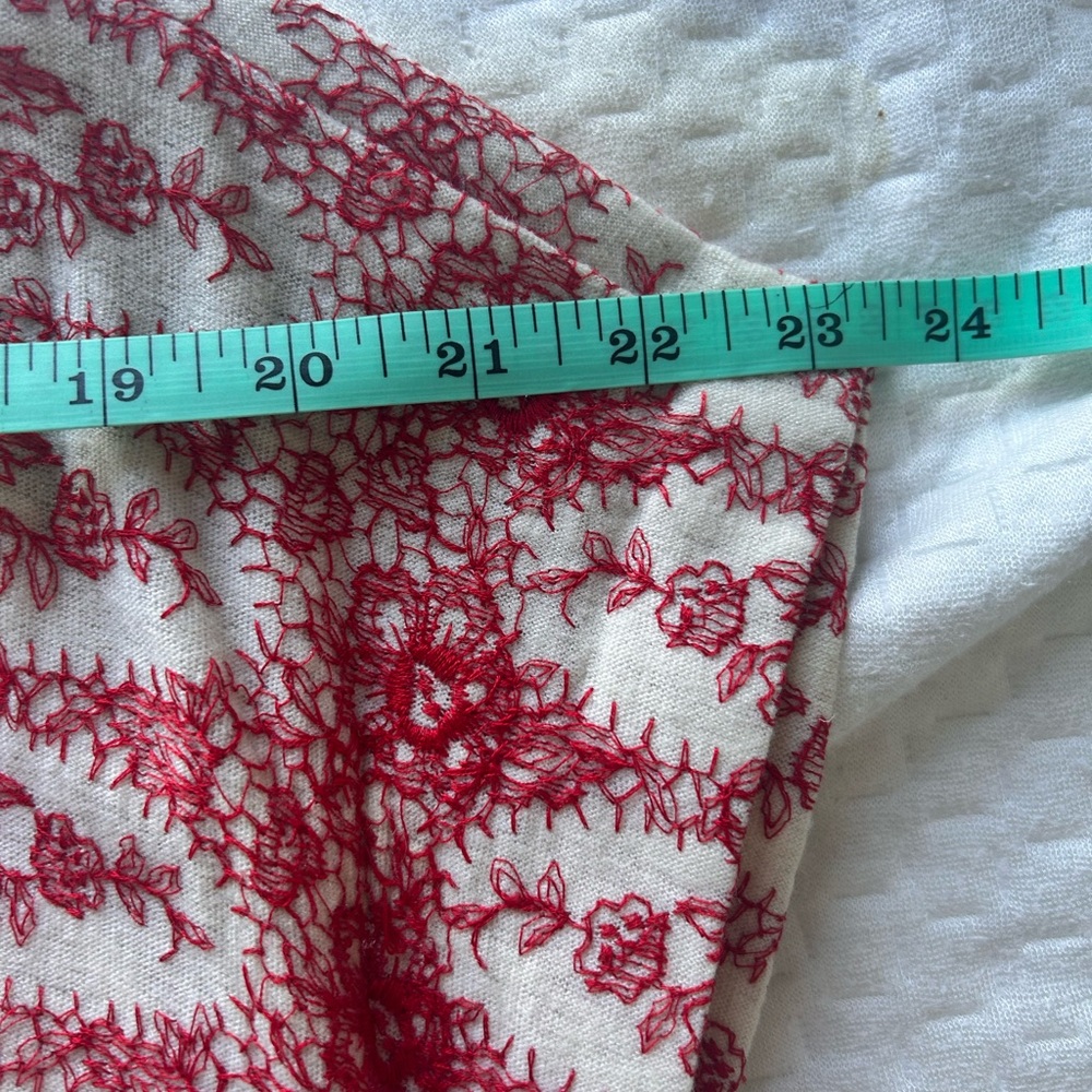 ❣️ *True Vintage* Pretty Red and Cream Embroidered Floral Dress - Picture 14 of 15